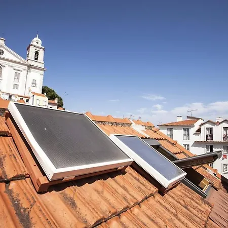 Alfama I, Eco-penthouse With View & French Balcony * Lizbona
